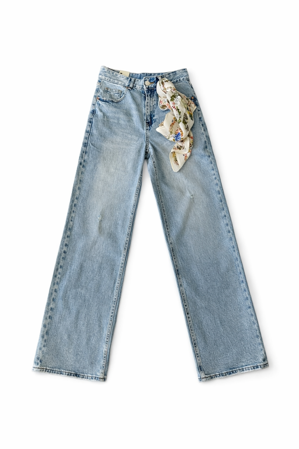 JEANS LOOSE FIT CON FOULARD